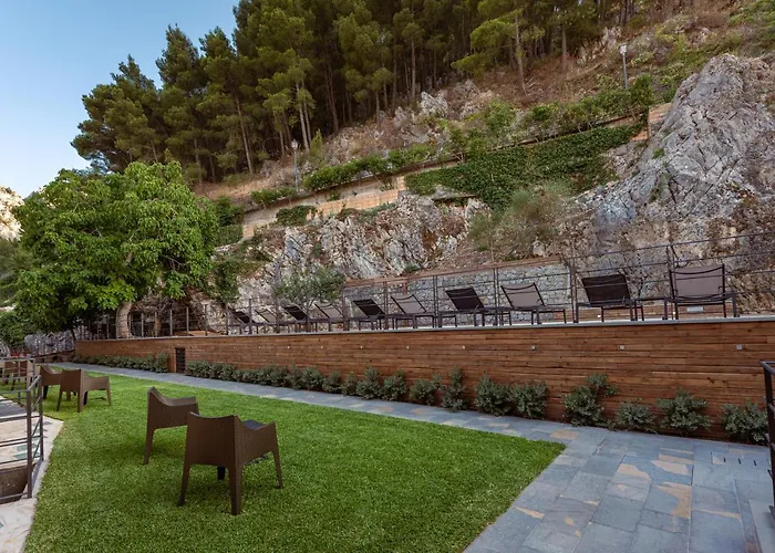 Gratteri Resort 4*