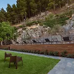 Gratteri Resort 4*
