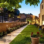 מלון Gratteri Resort 4*